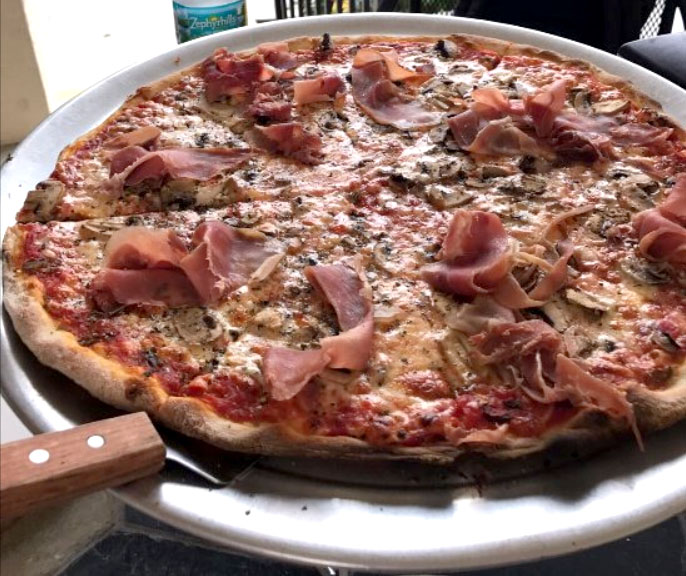 ham New York Style pizza